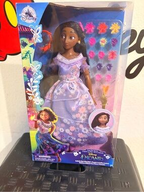 Disney Encanto Isabela Doll in Lavender Floral Gown with Flower Accessories